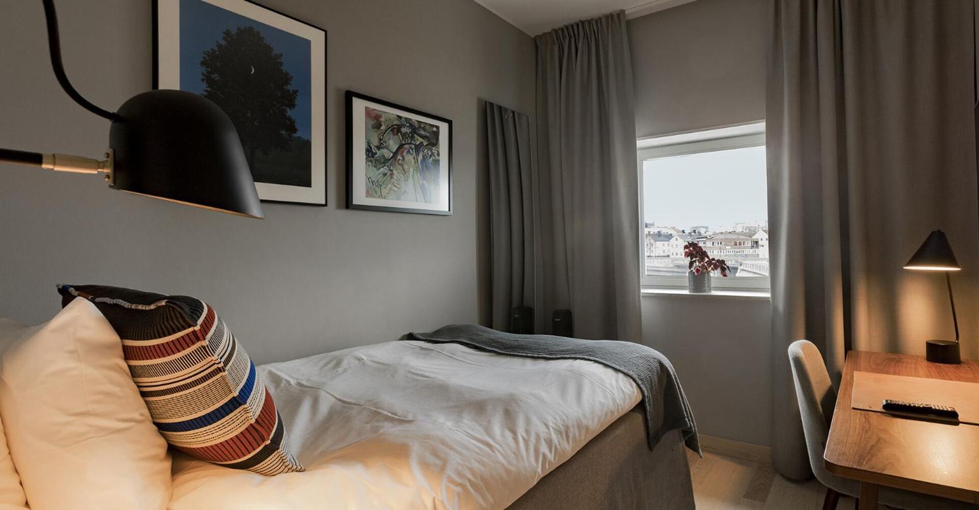 Slottsholmen Hotell Och Restaurang Vastervik Bagian luar foto